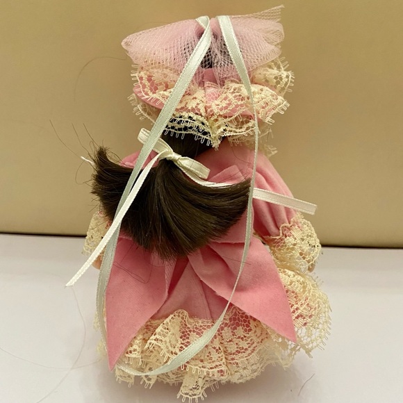 Vintage Danburry Mint-The Ladies of Fashion Dolls- Christmas Ornaments # 9 - Picture 6 of 12